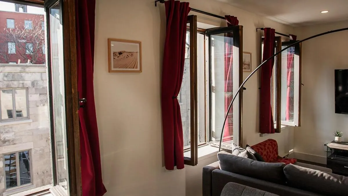 Spacious Two Stories Condo In Old Port Free Parking Montreal Kanada