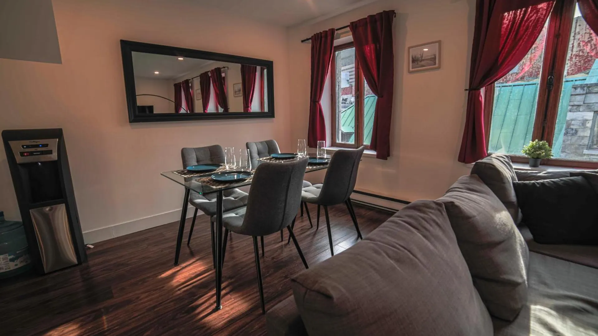 Spacious Two Stories Condo In Old Port Free Parking Montréal 0*,  Canada